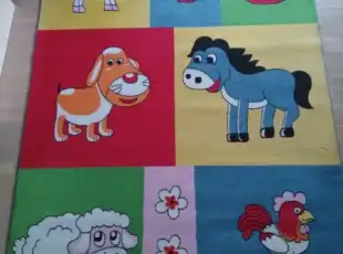 Dětský koberec se zvířátky 290 × 200 cm